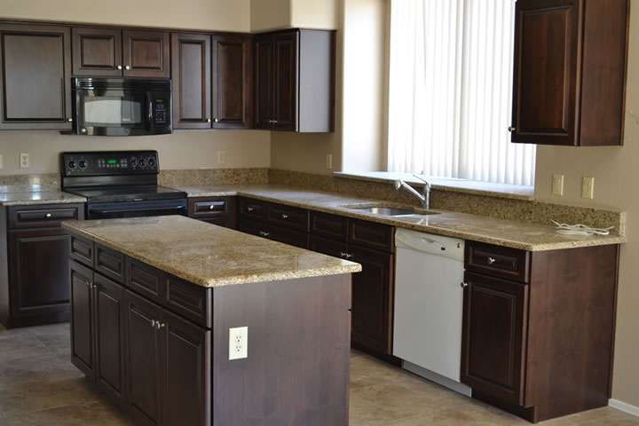 New Kitchen-Scottsdale Oak Cabinets to Raised Alder Doors