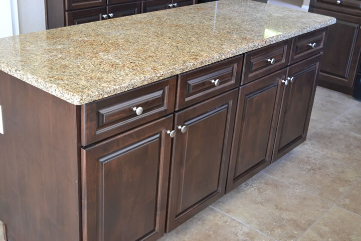 New Kitchen-Scottsdale Oak Cabinets to Raised Alder Doors